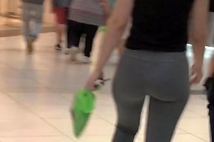 Teen Walking With Jiggly Ass Voyeur